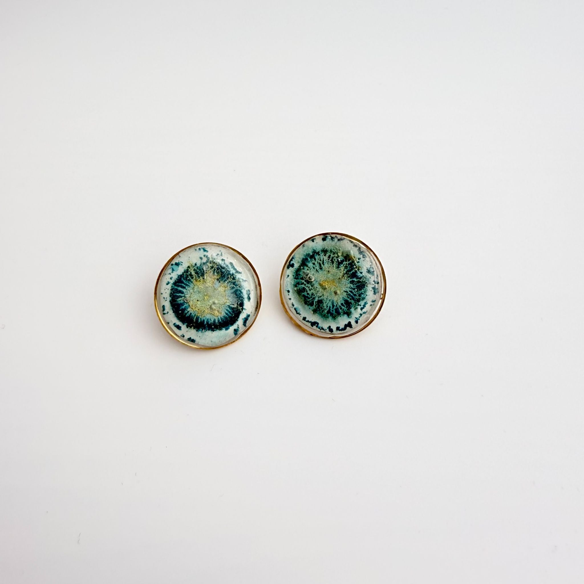 Brincos Coral aro dourado | Andreia Hoffmann