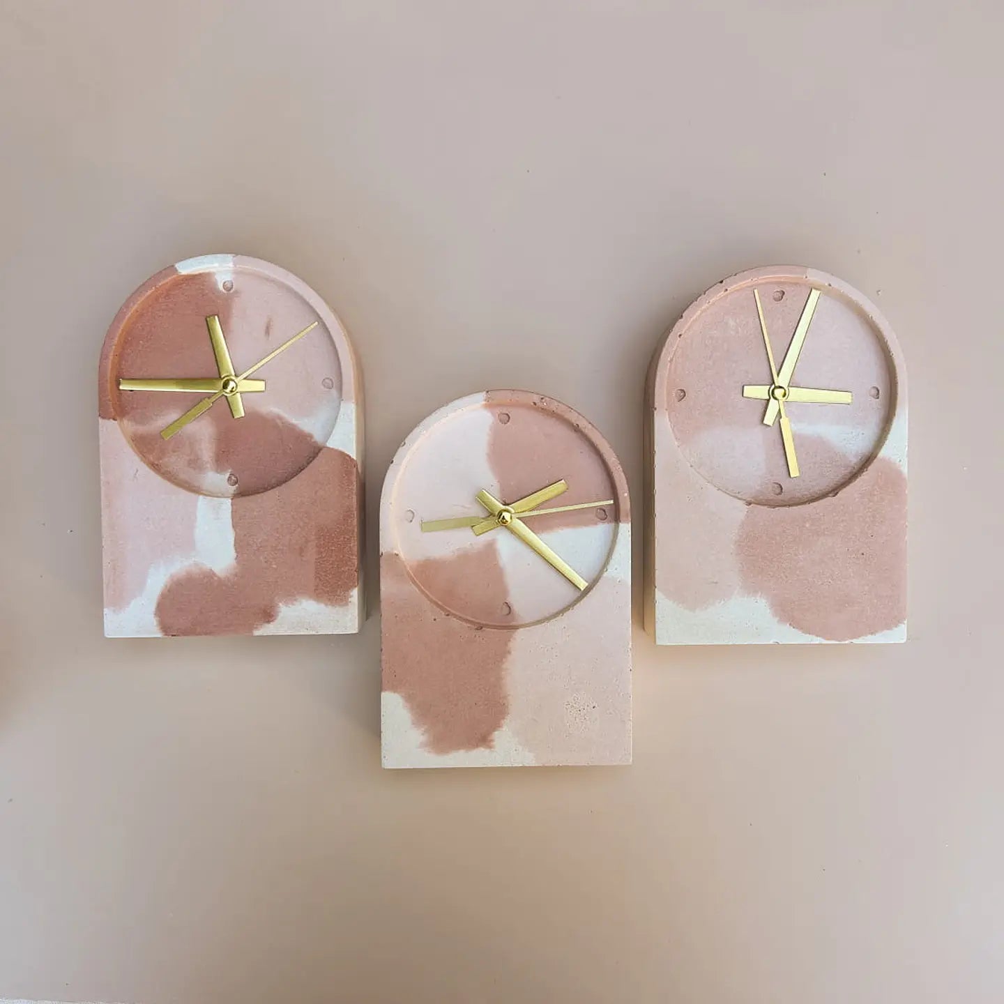 Relógio de Mesa terra | Bonito