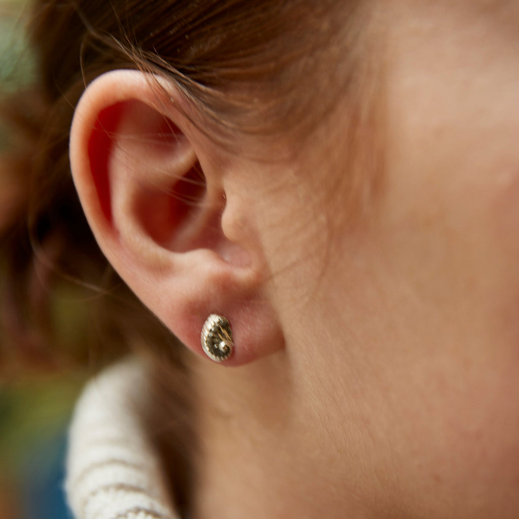 Brincos Haliotis Micro prateados | Tania Gil Jewelry