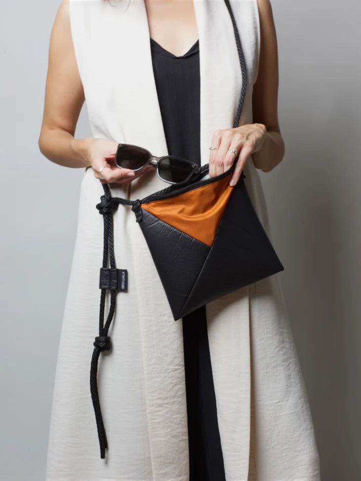 Ātoi Prism Bag Siena | Bird Walk Design