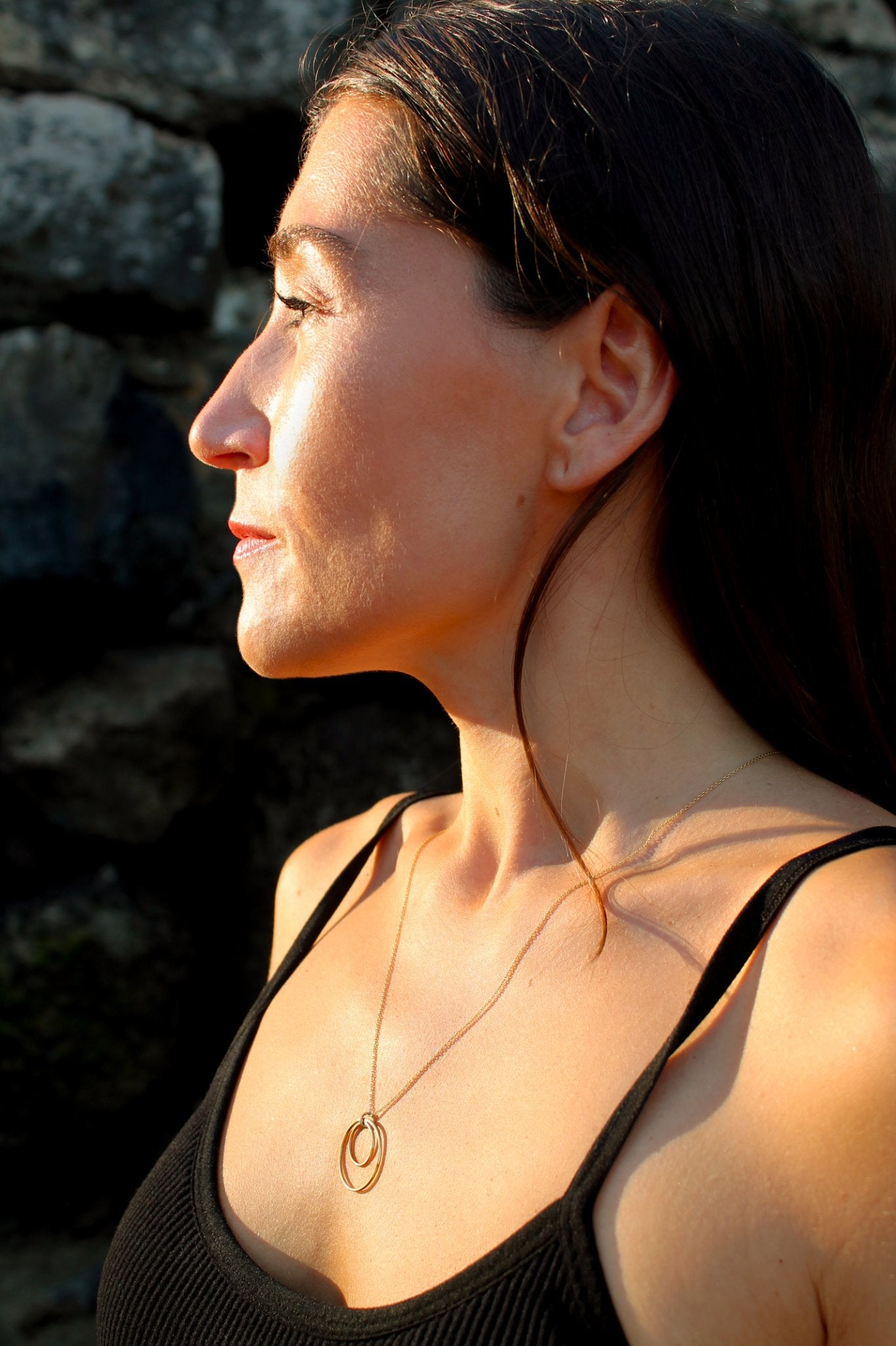 Pendente Leve Linear dourado | Eva Sal