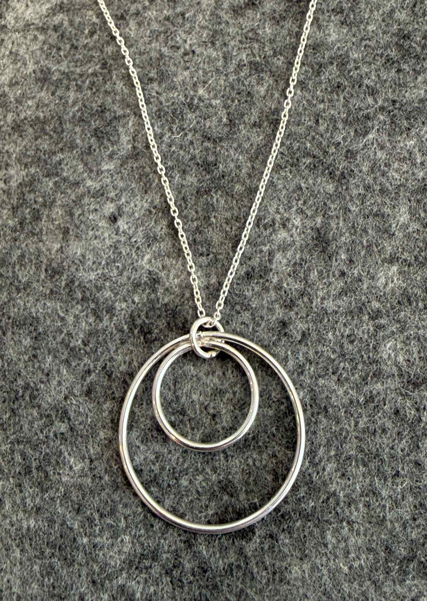 Pendente Leve Linear prateado | Eva Sal