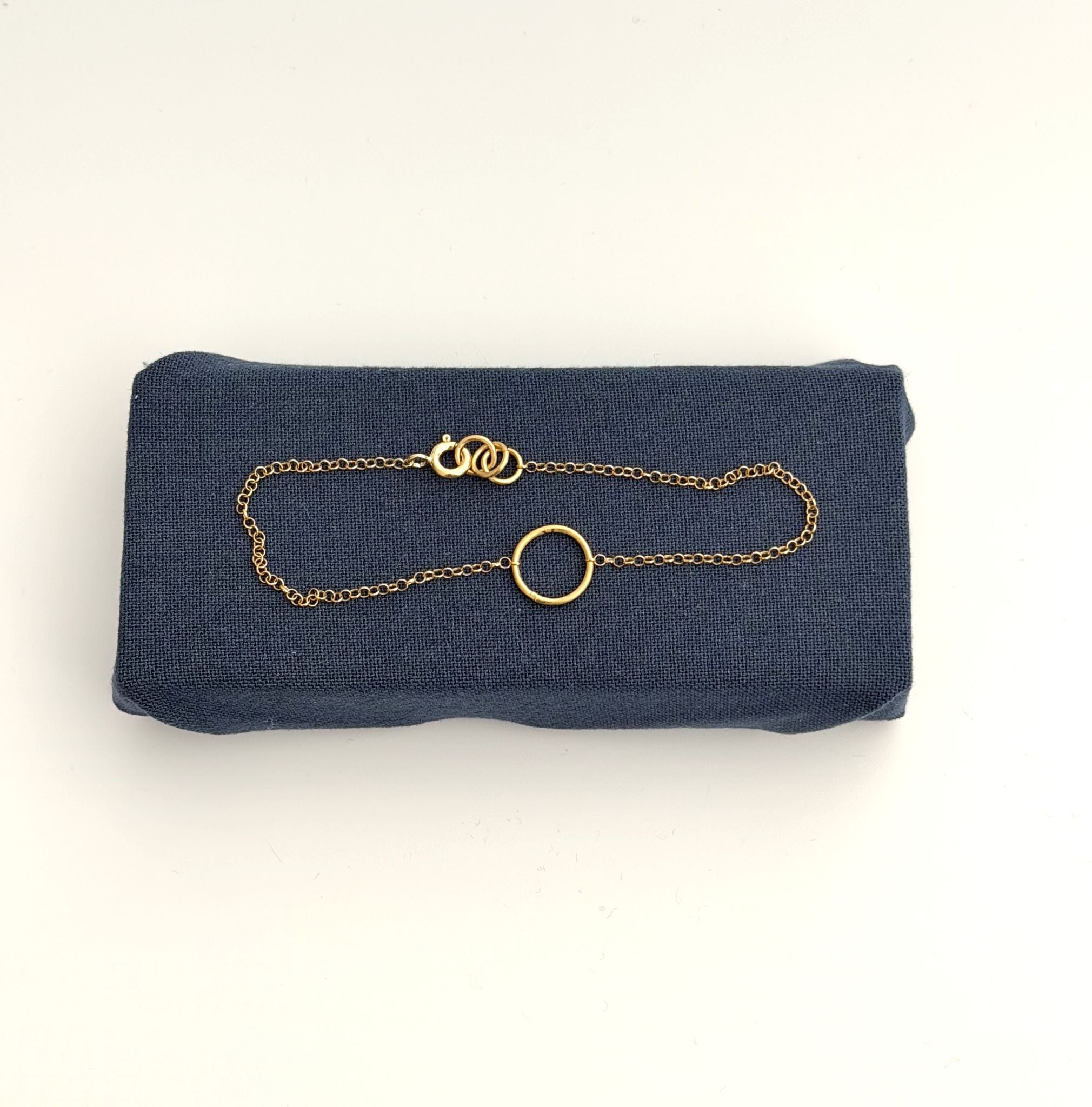 Pulseira Argola Dourada | Eva Sal