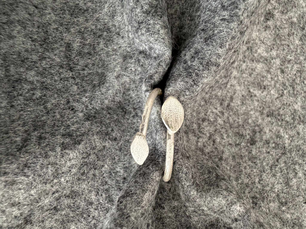 Anel Oliva Folha Dupla prateado | Eva Sal