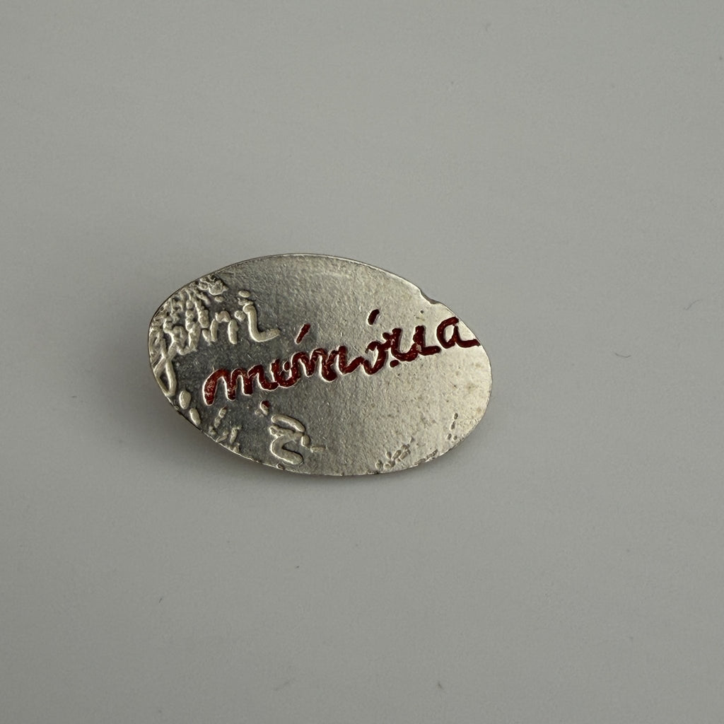 Pin Vestígios da Memória pequeno 1 | Inês Almeida