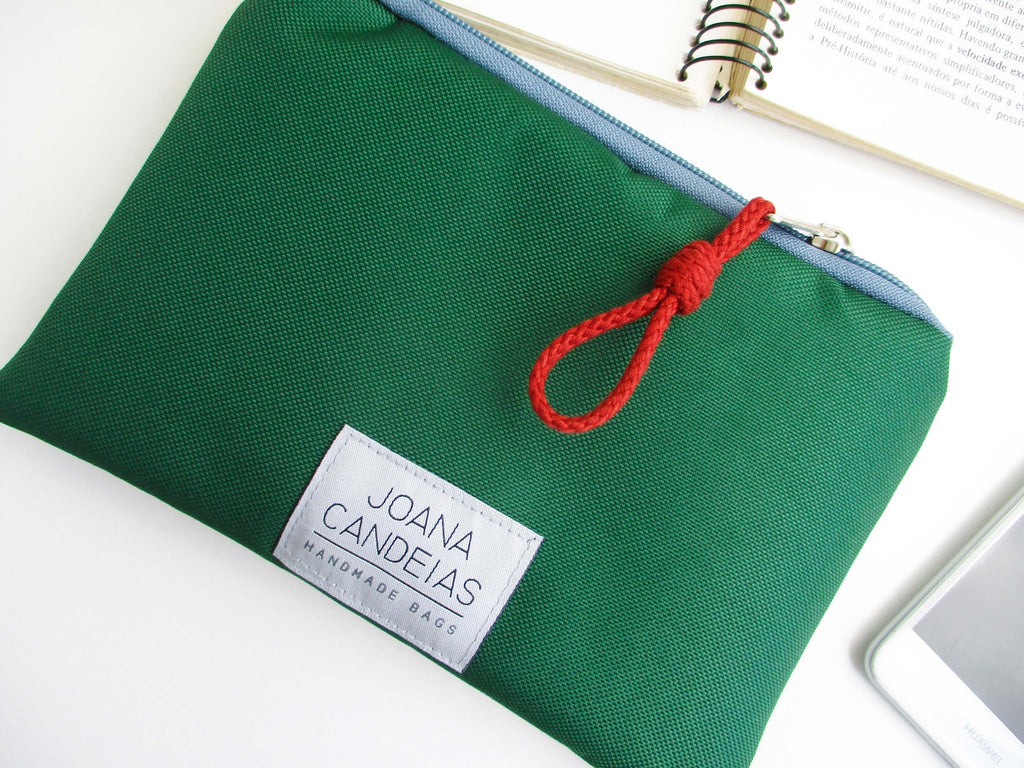 Bolsa de mão padrão geométrico, tela verde e amarela | Joana Candeias