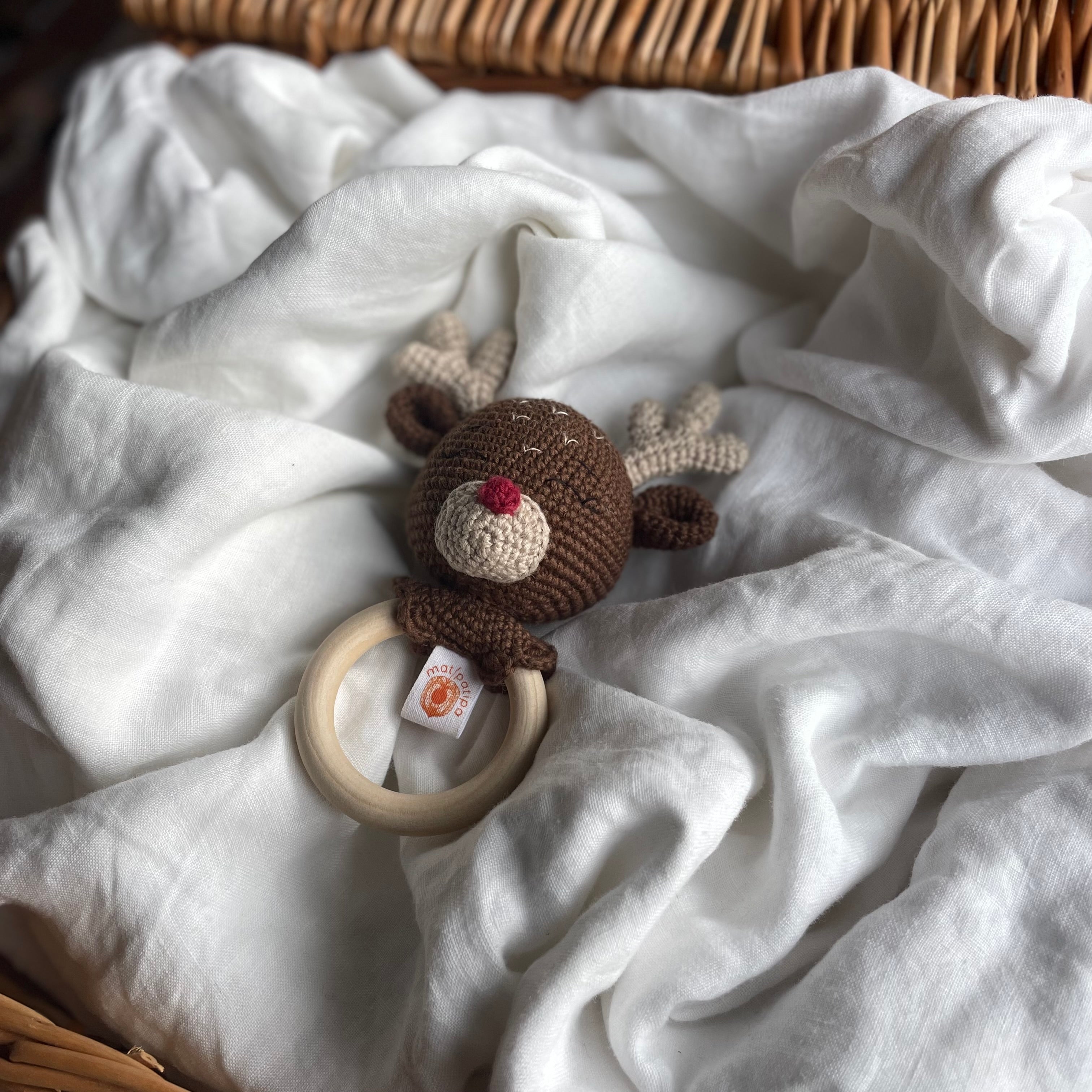 Mordedor Rena Rita chocolate Amigurumi | Matipatipa