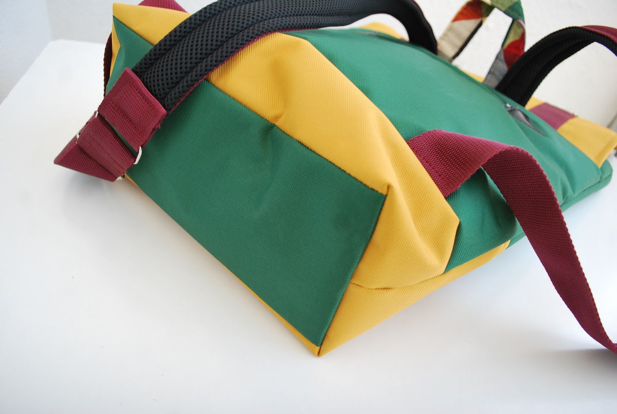 Mochila grande padrão geométrico, tela amarelo mostarda e verde | Joana Candeias