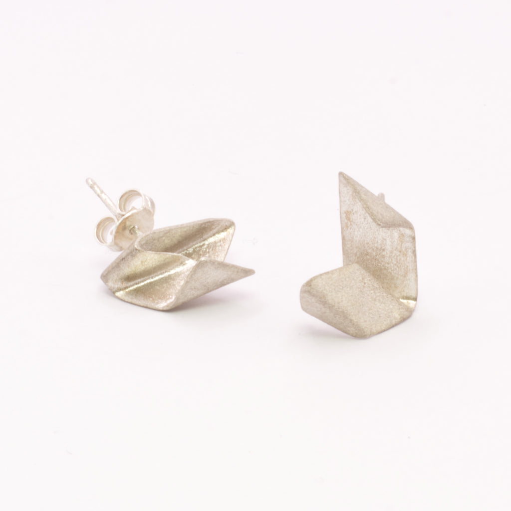 Brincos Origami grande prateados | JDS