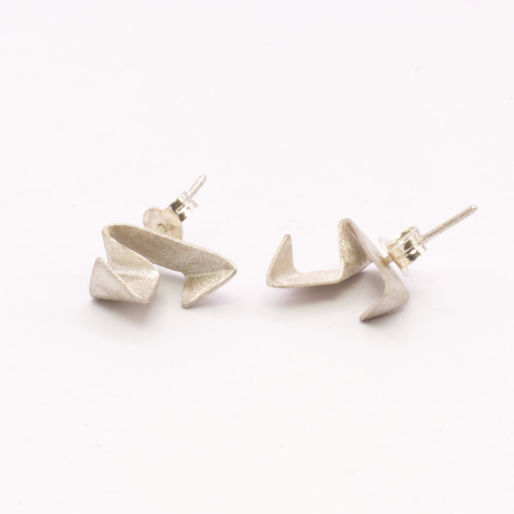 Brincos Origami grande prateados | JDS