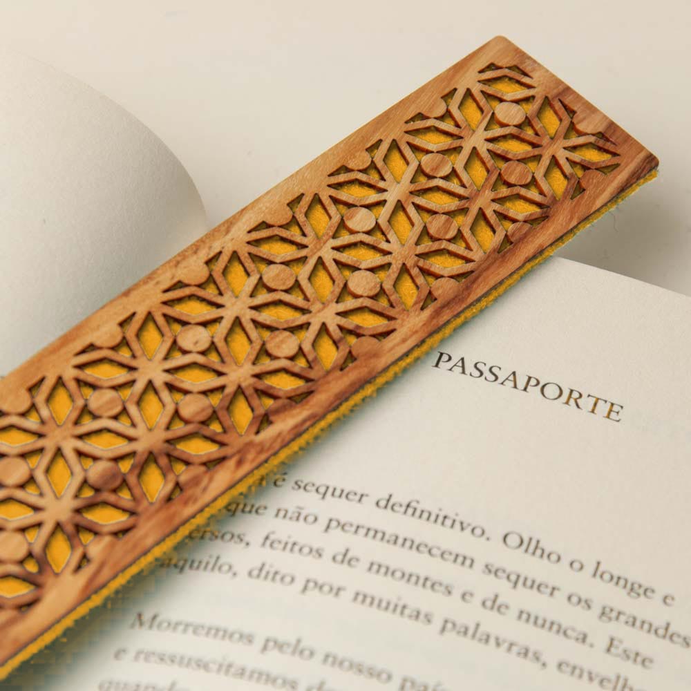 Marcador de Livros Platibandas Platibandas Antes do Poço Novo amarelo torrado | Oficina Poeta Azul