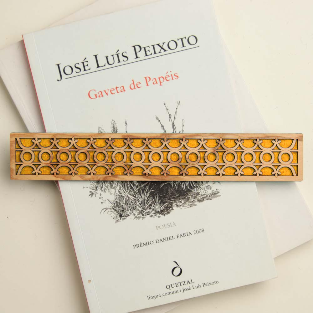 Marcador de Livros Platibandas Vale da Boa Hora amarelo torrado | Oficina Poeta Azul