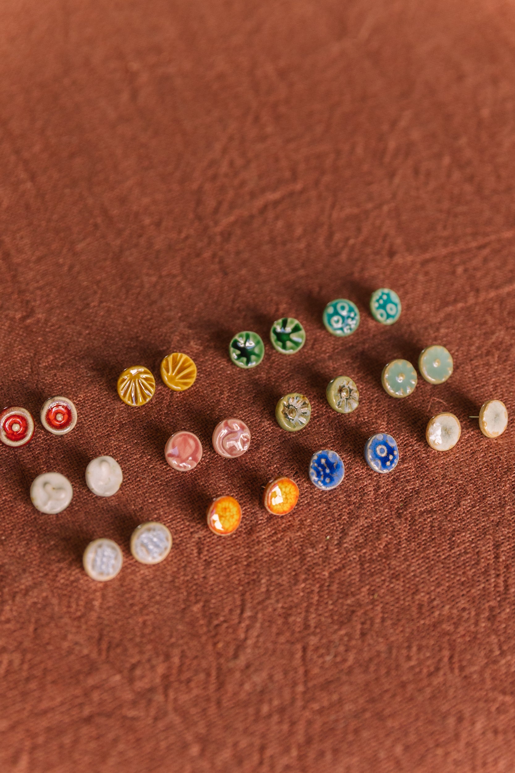 Brincos Botão 4 | Pássaro de Seda