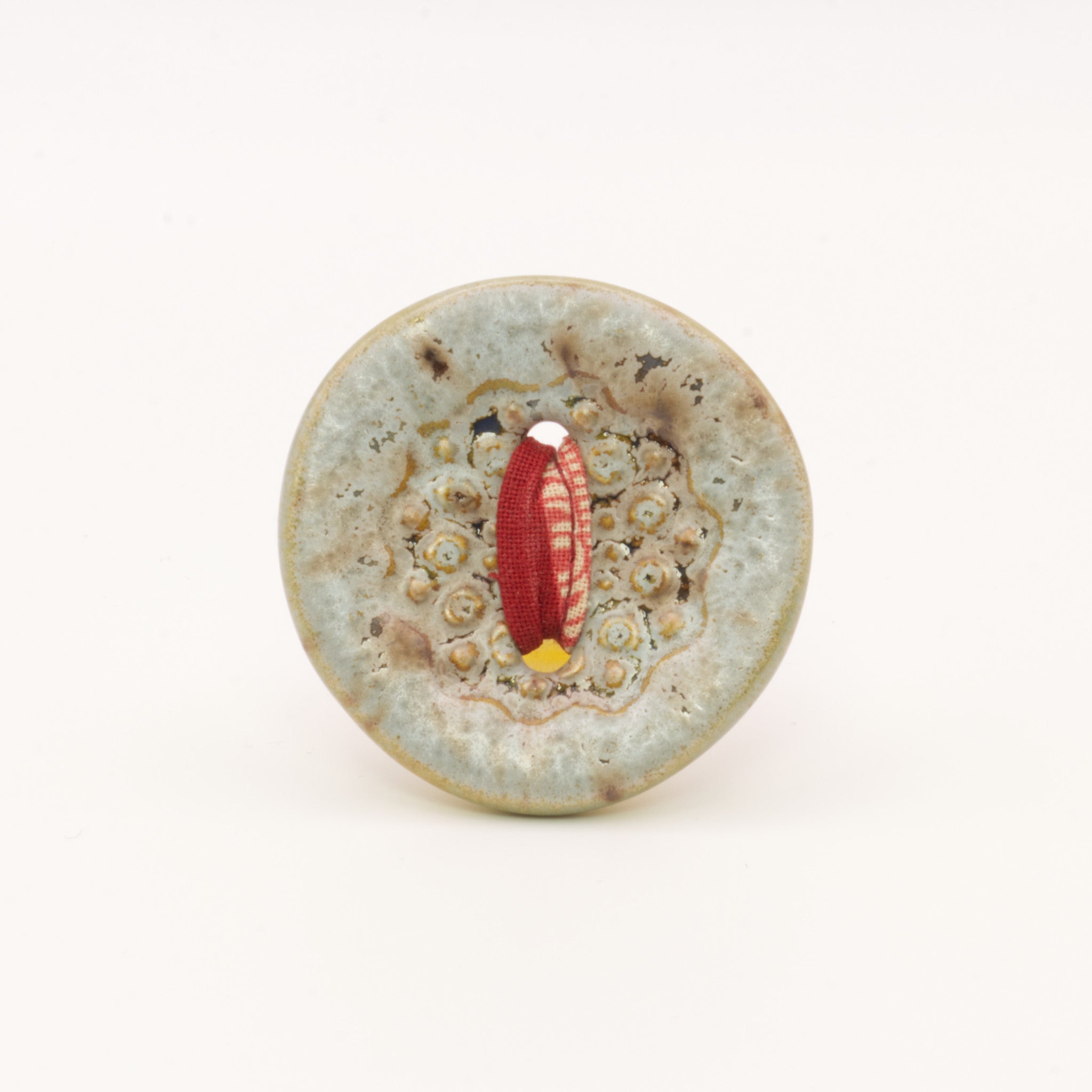 Pregadeira Botão gray | Pássaro de Seda