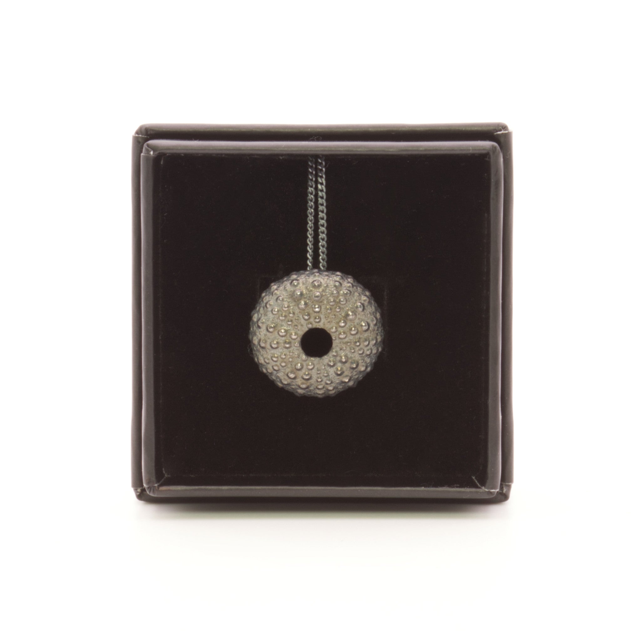 Colar Sea Urchin oxidado | Tania Gil Jewelry